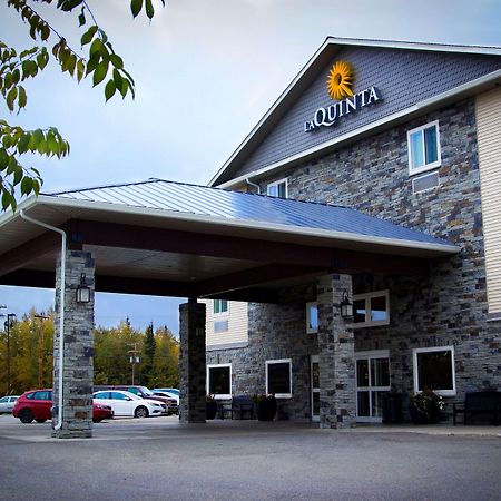 מלון La Quinta By Wyndham Fairbanks Airport מראה חיצוני תמונה