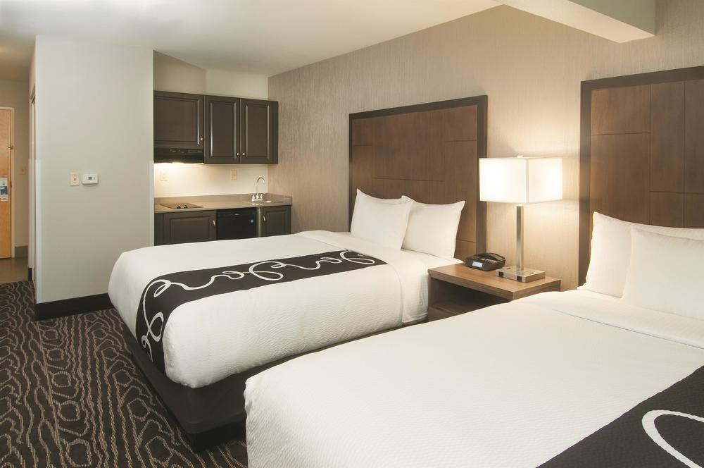 מלון La Quinta By Wyndham Fairbanks Airport מראה חיצוני תמונה