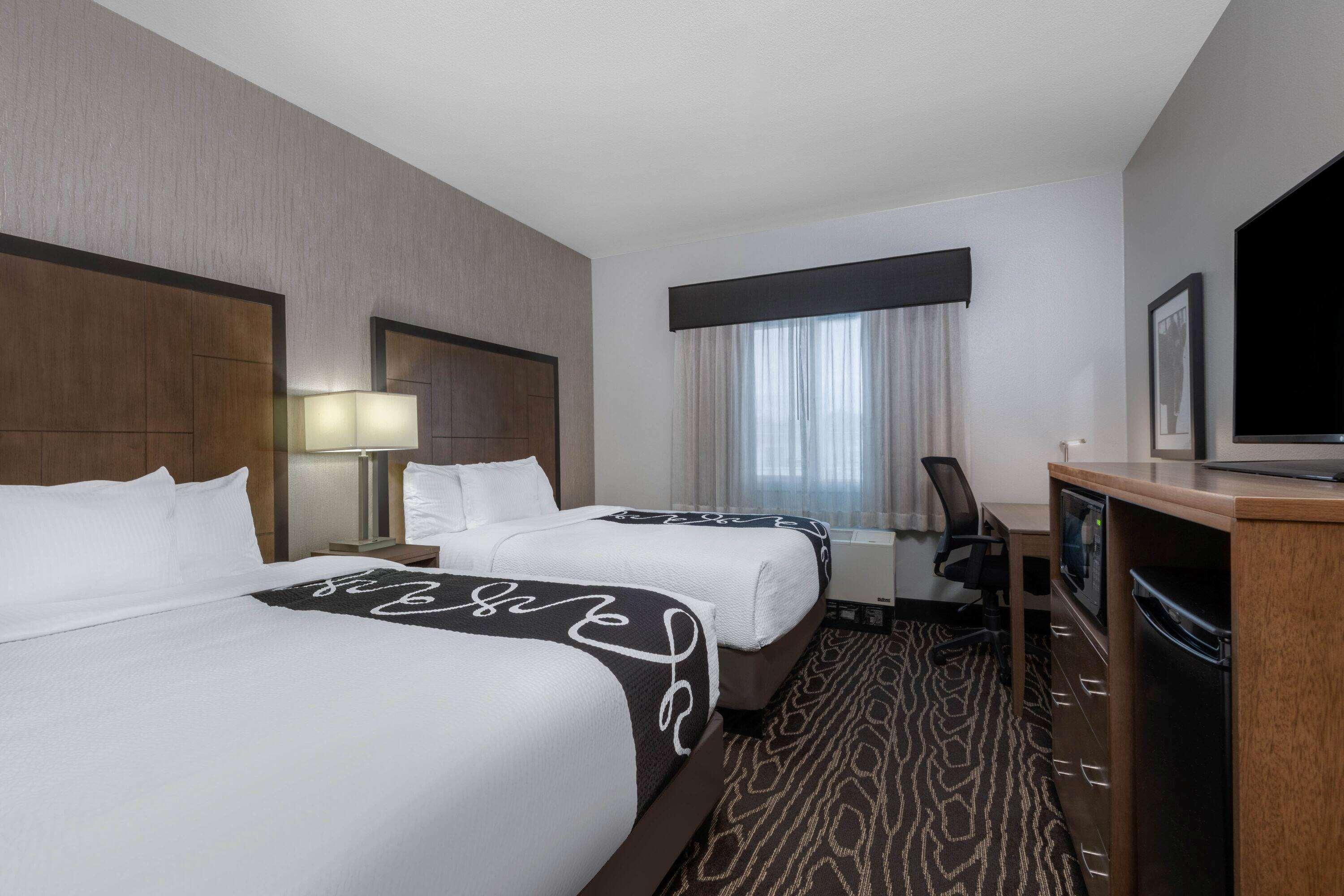 מלון La Quinta By Wyndham Fairbanks Airport מראה חיצוני תמונה