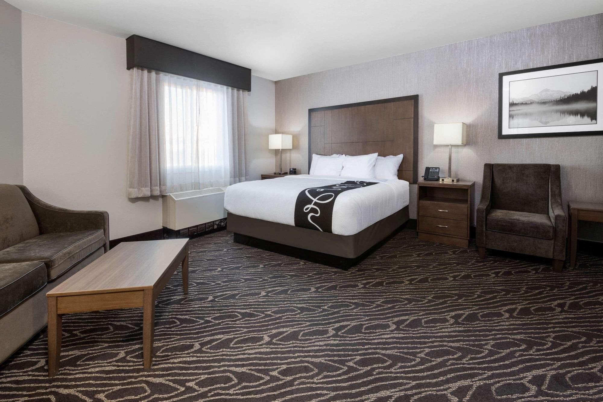 מלון La Quinta By Wyndham Fairbanks Airport מראה חיצוני תמונה