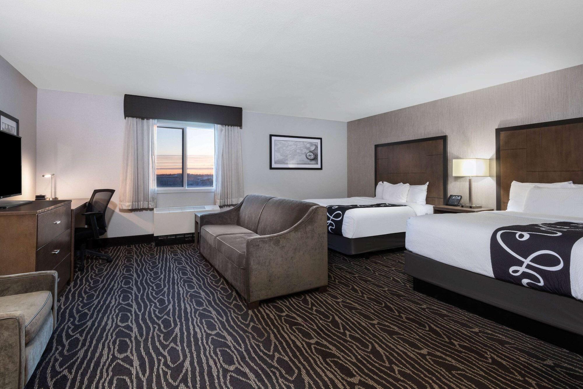 מלון La Quinta By Wyndham Fairbanks Airport מראה חיצוני תמונה