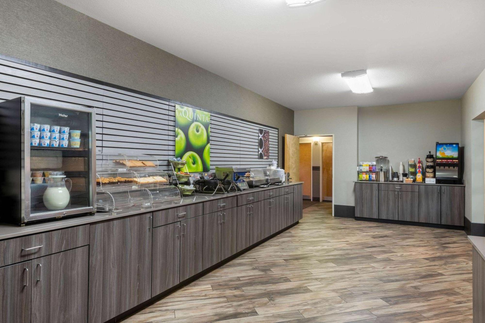 מלון La Quinta By Wyndham Fairbanks Airport מראה חיצוני תמונה