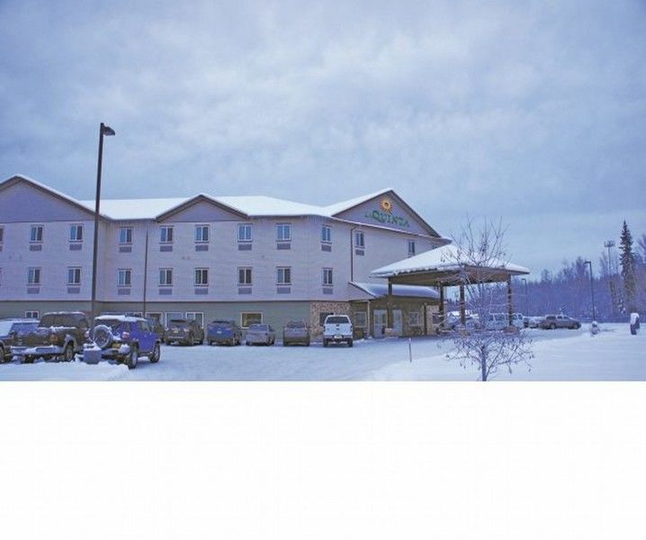 מלון La Quinta By Wyndham Fairbanks Airport מראה חיצוני תמונה