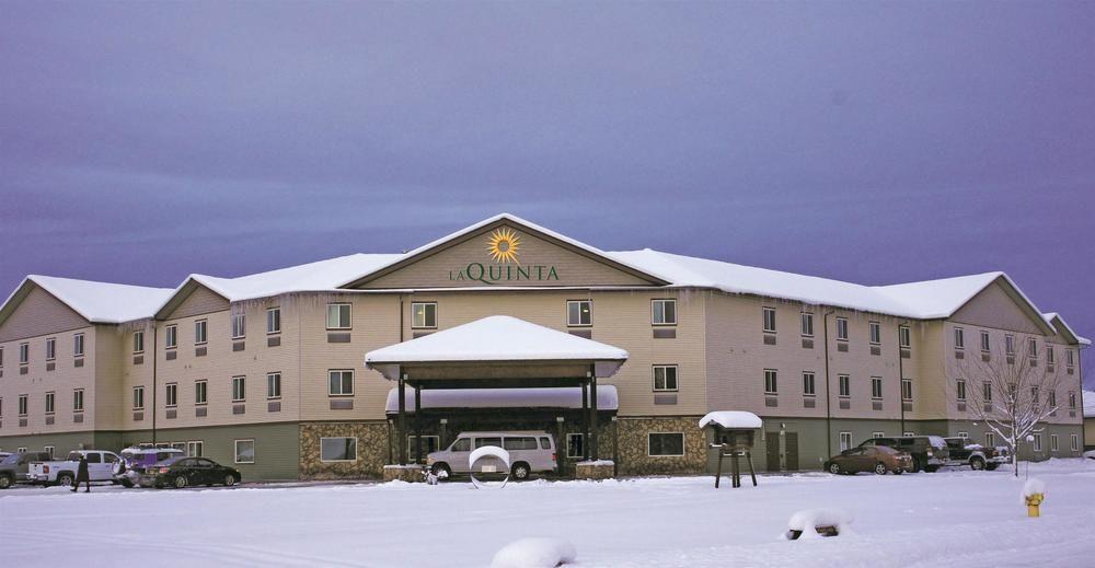 מלון La Quinta By Wyndham Fairbanks Airport מראה חיצוני תמונה